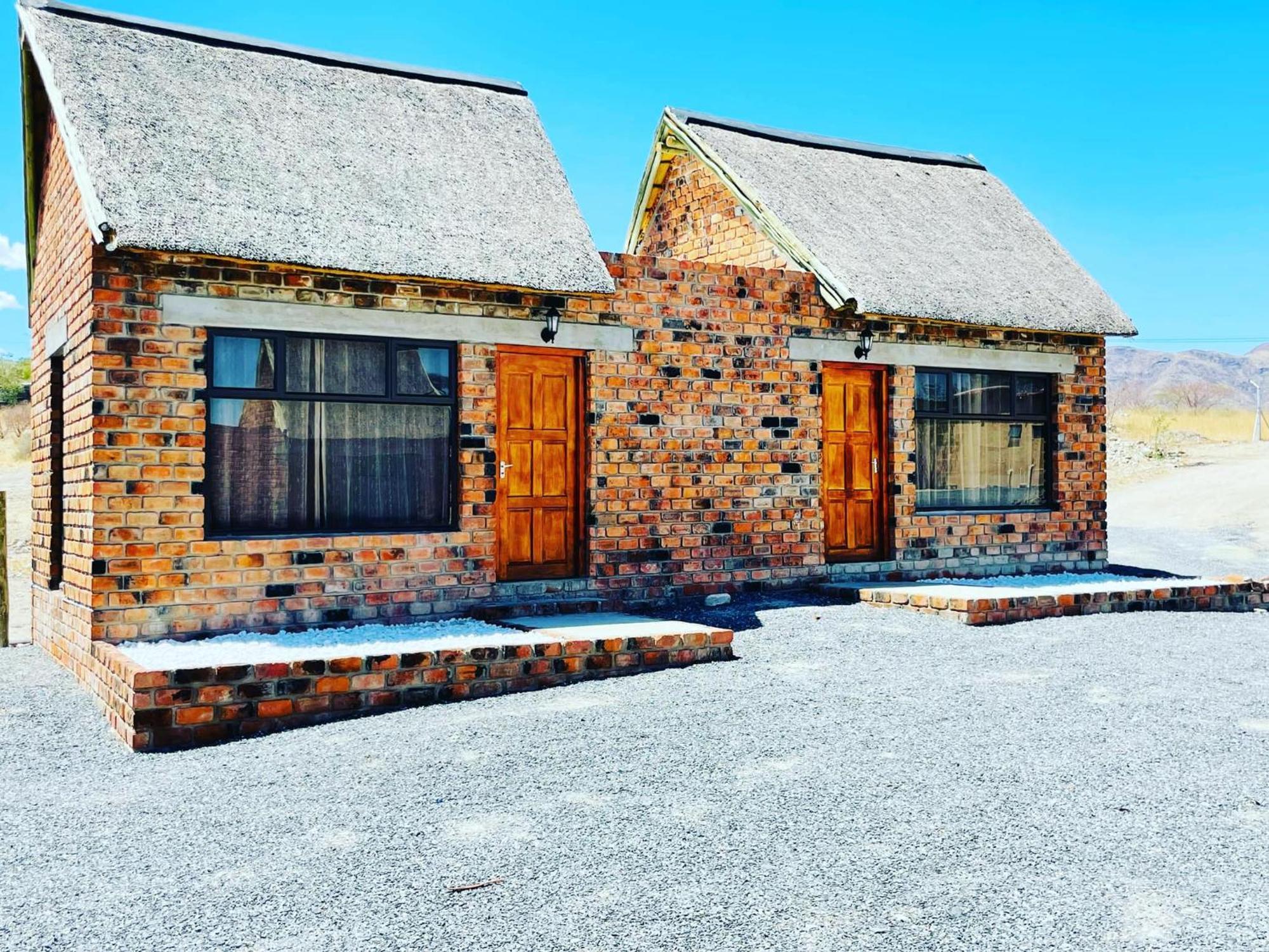 Issa Guesthouse Usakos Exterior photo